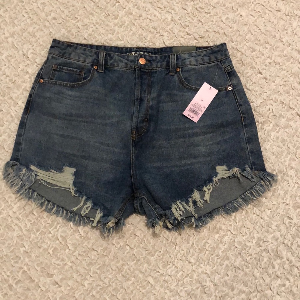 Wild Fable distressed jean shorts. Size 14